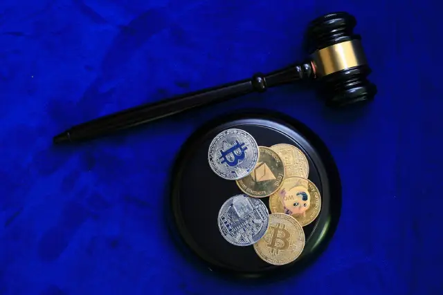 cryptocurrency regulations image